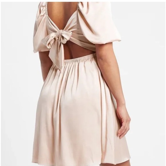 NWT EXPRESS Satin Twist Front Puff Sleeve Mini Dress - Picture 4 of 12